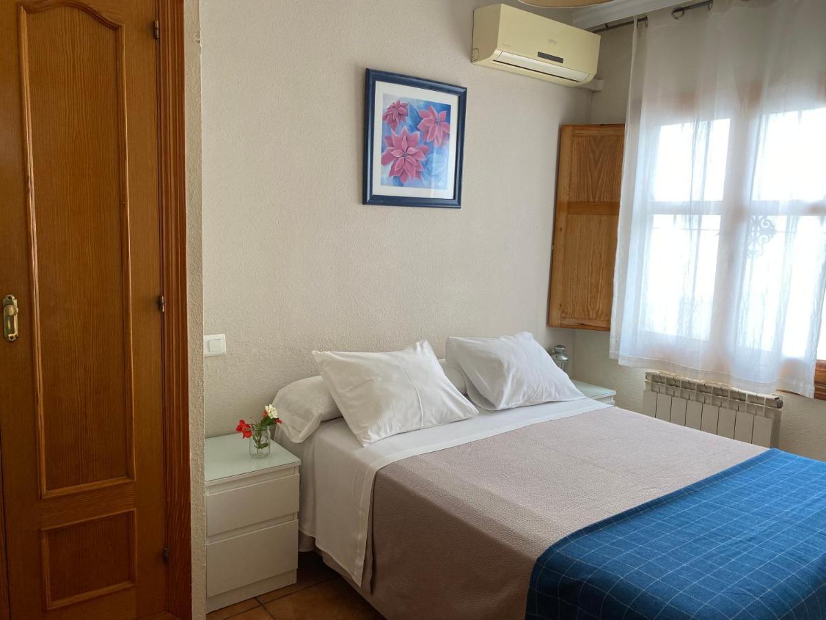 Hostal Moscatel Malaga Ngoại thất bức ảnh