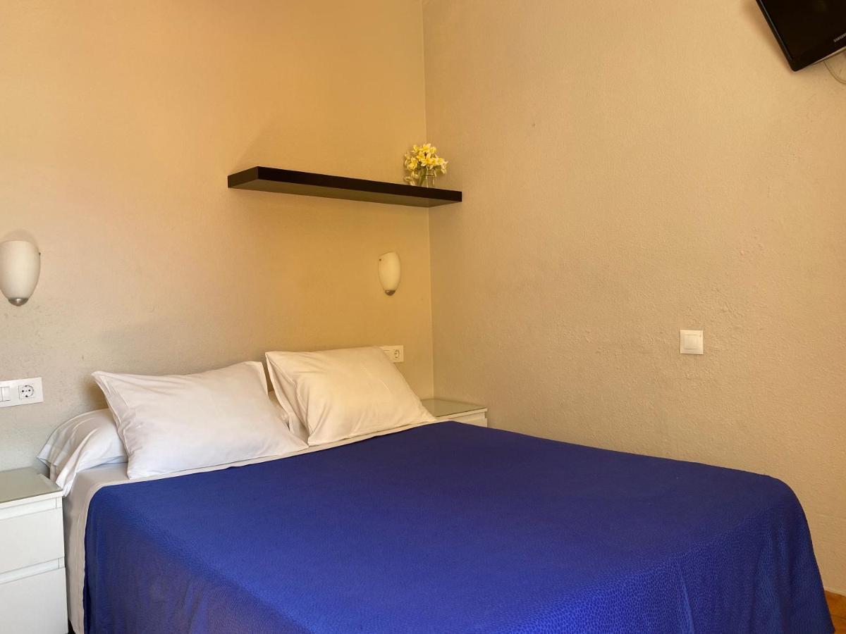 Hostal Moscatel Malaga Ngoại thất bức ảnh